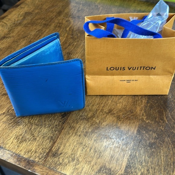 Louis Vuitton Blue Epi Leather Marco Bifold Wallet Authentic - Picture 3 of 16